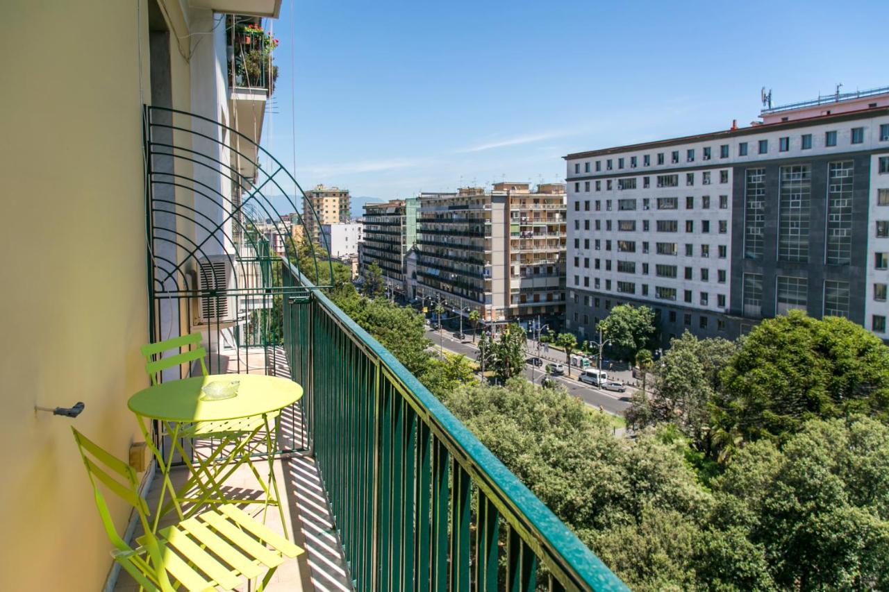 A Casa Di Nina Guest House Napoli Bagian luar foto
