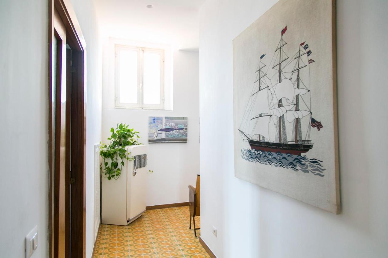A Casa Di Nina Guest House Napoli Bagian luar foto