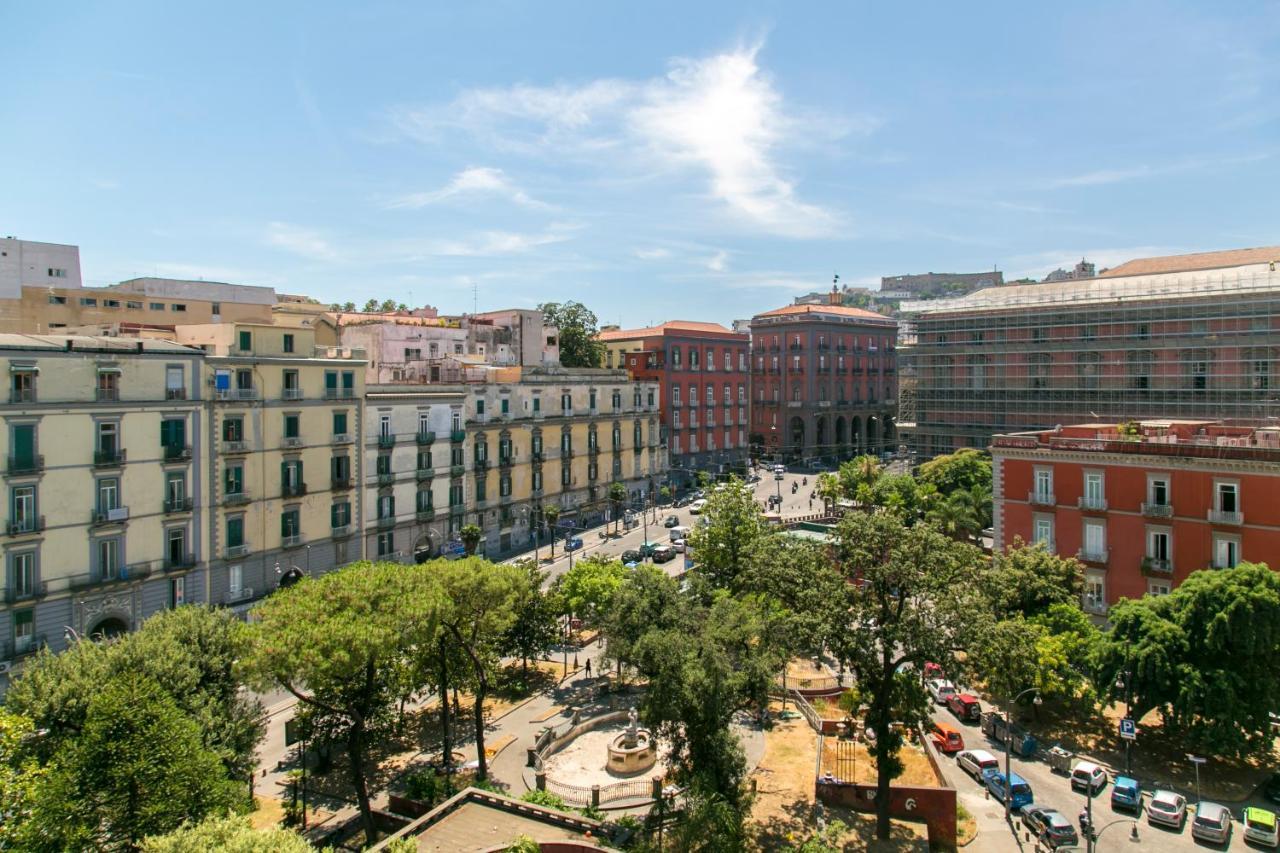 A Casa Di Nina Guest House Napoli Bagian luar foto